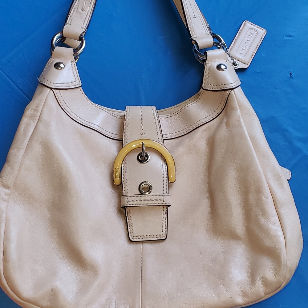 Used Coach purses - Picture 6 of 7